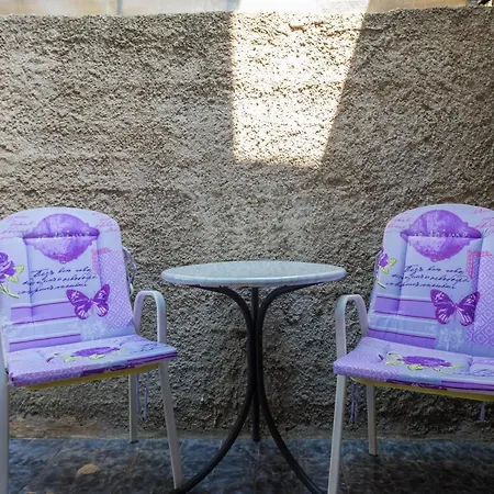 Perovic- Twin With Balcony * دوبروفينك